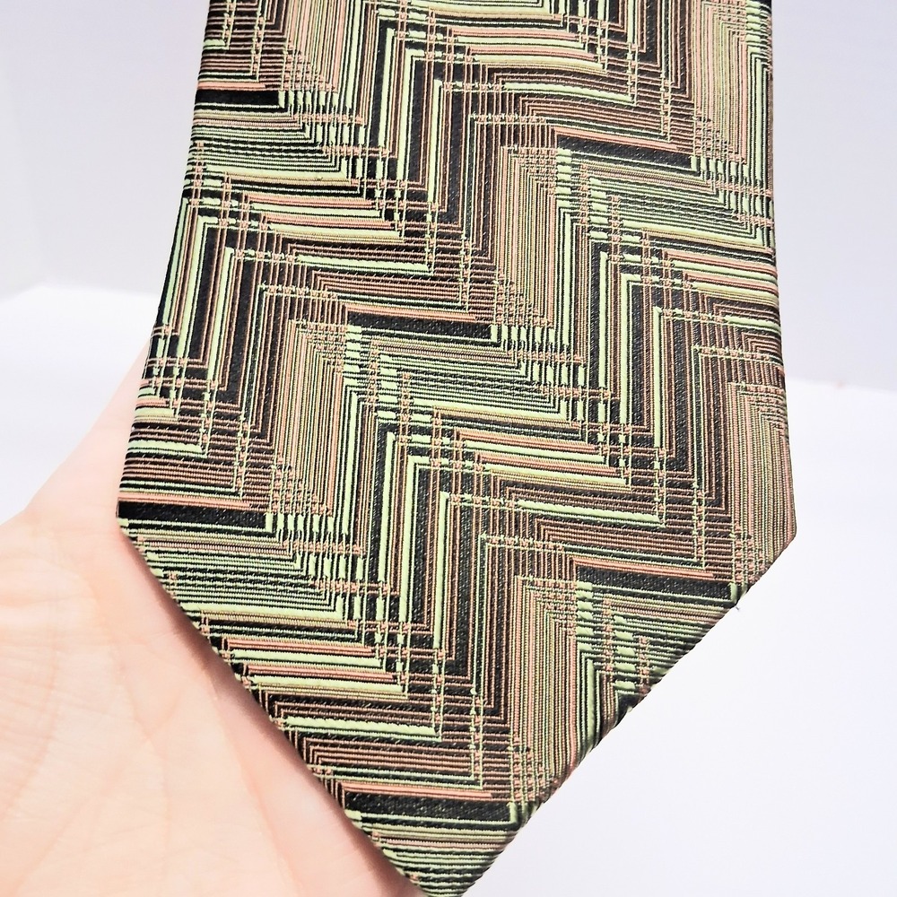Nubio Collezione Esclusivo Men's Necktie Silk Green Brown Geometric 3.75x58 VTG